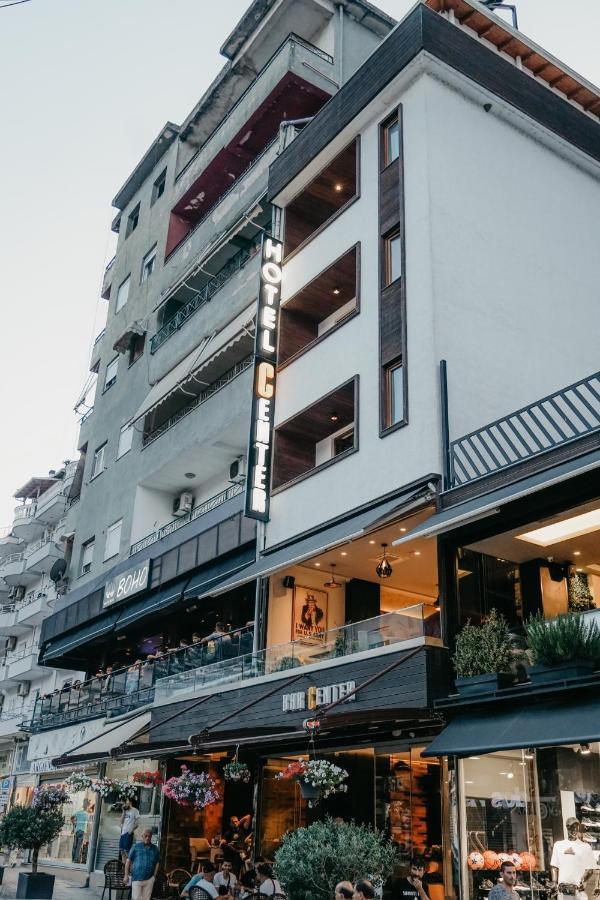 Center Hotel Gjirokaster Bagian luar foto